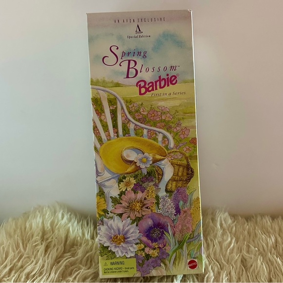 New In Box Spring Blossom Barbie Avon Exclusive Special Edition First in Series - Picture 5 of 11